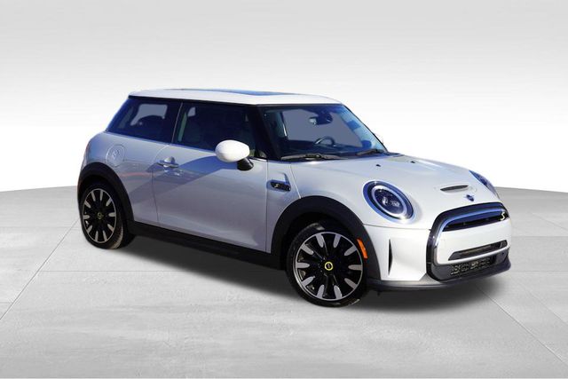 2023 MINI Hardtop 2 Door SE