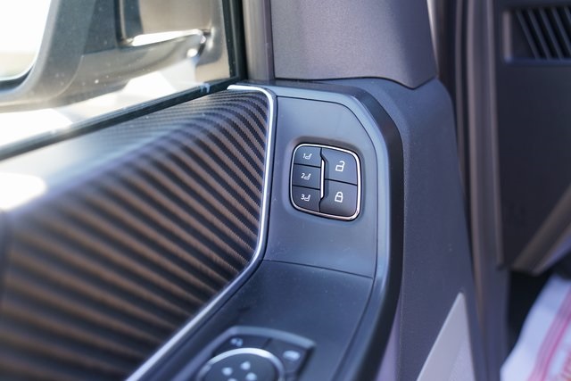 2025 FORD F-150 - Image 35
