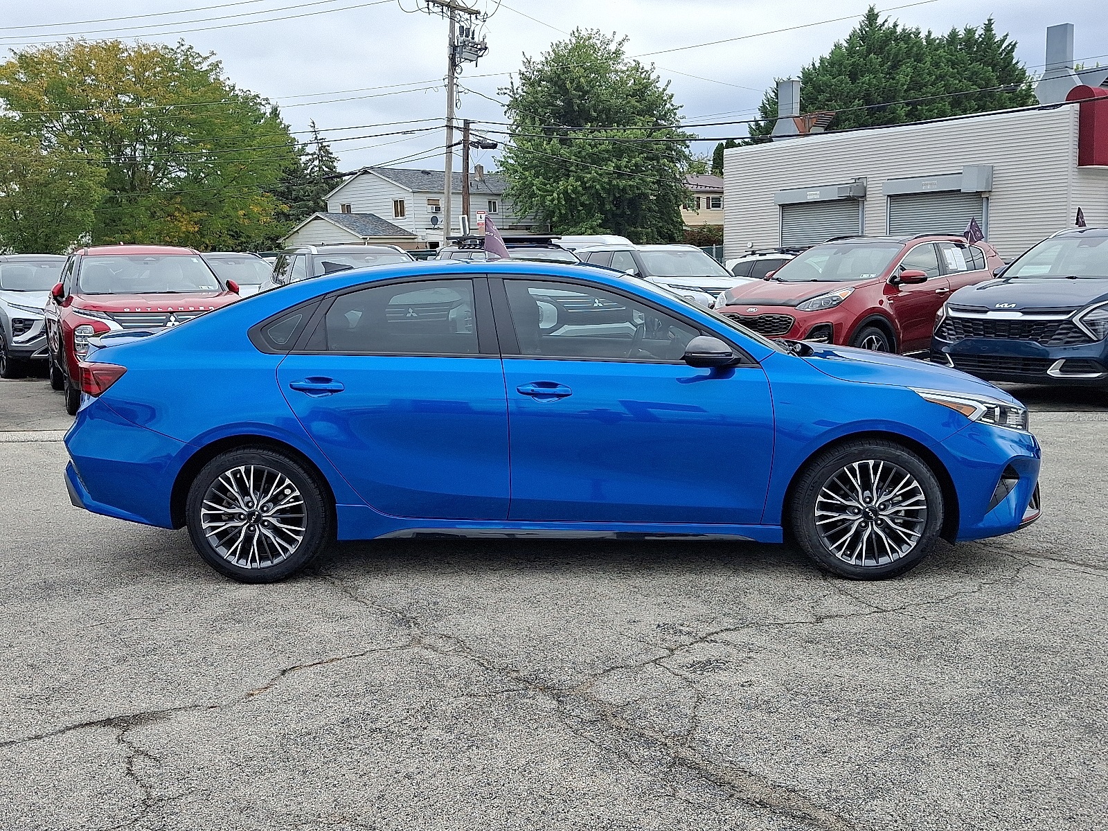 2023 Kia Forte GT-Line photo 8
