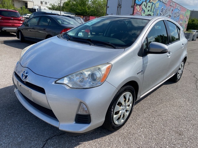 2012 Toyota Prius C One photo 3