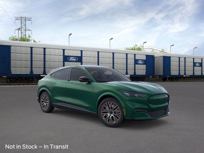 2025 Ford Mustang Mach-E Premium photo 4