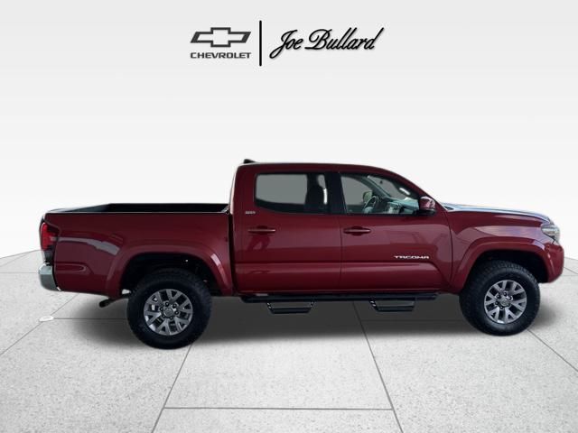 2018 Toyota Tacoma SR5 photo 4