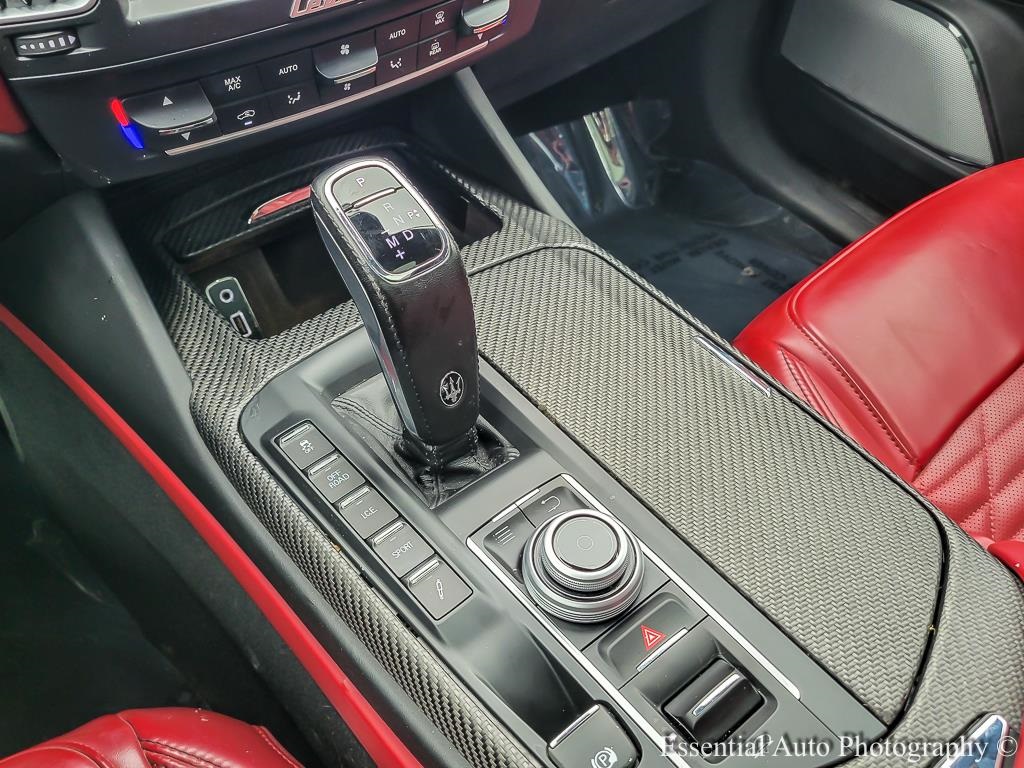 2019 MASERATI LEVANTE - Image 17