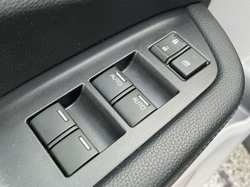 2019 Honda Ridgeline RTL-E photo 4