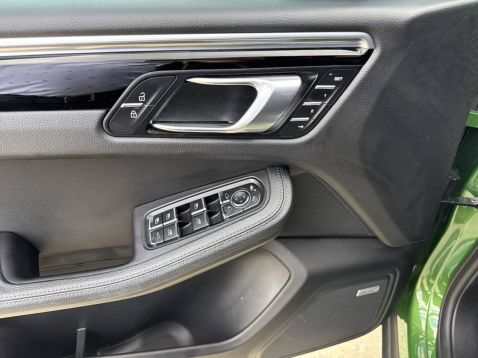 2021 Porsche Macan S photo 15
