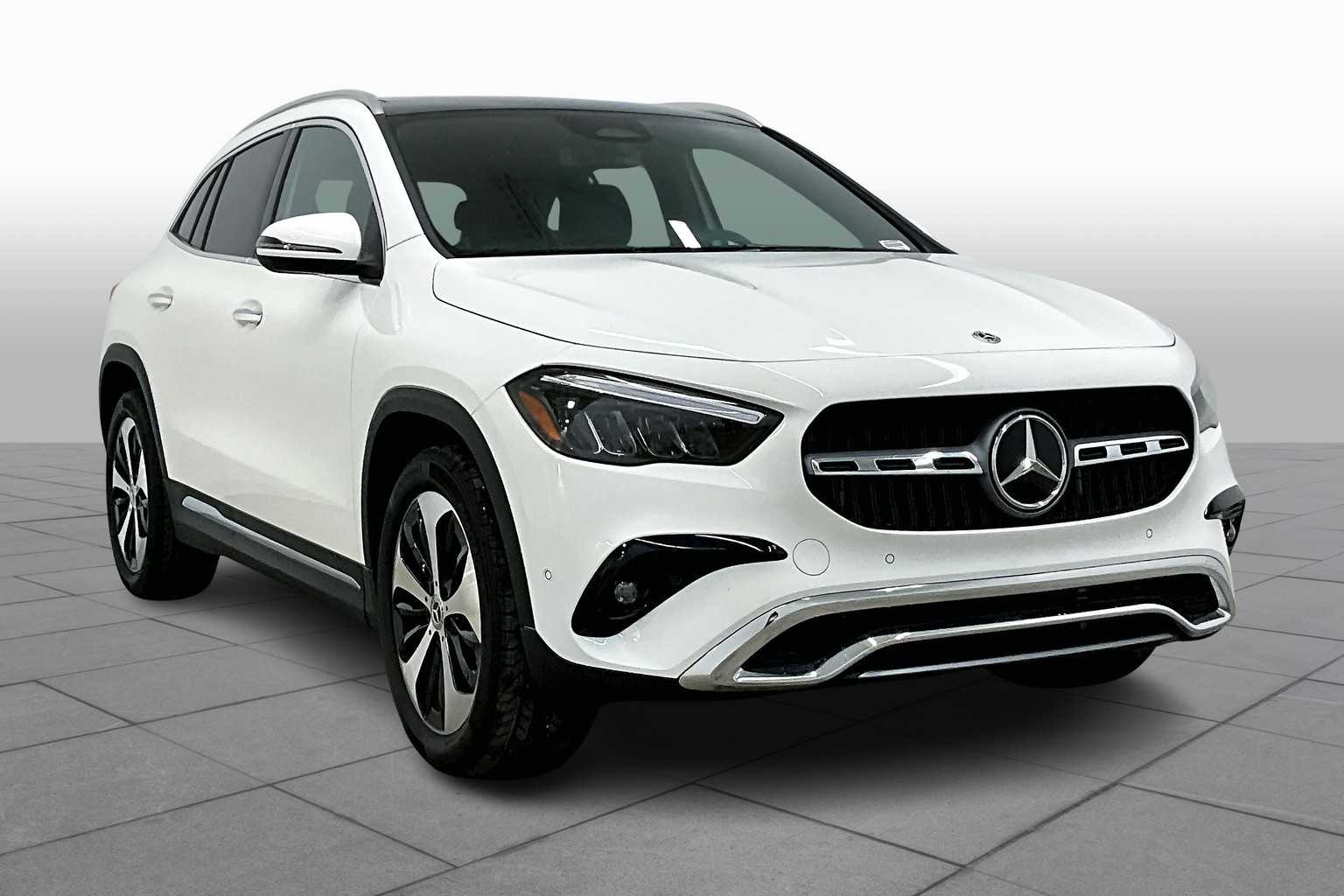 2025 Mercedes Benz GLA 250 photo 2