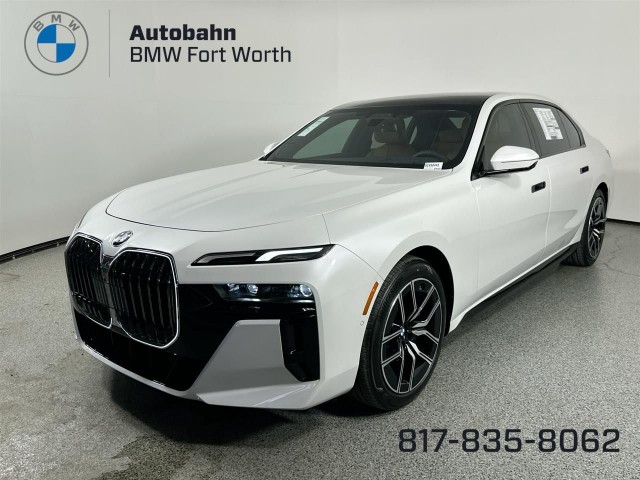 2025 BMW 7 Series 740i