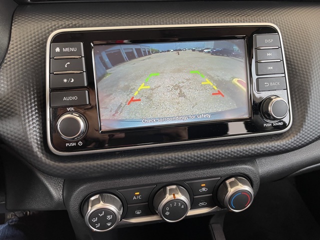 2024 Nissan Kicks S photo 11