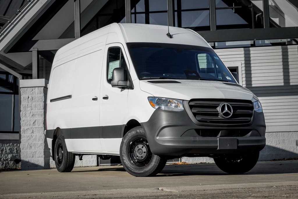 2026 Mercedes-Benz Sprinter Cargo Van Base's photo