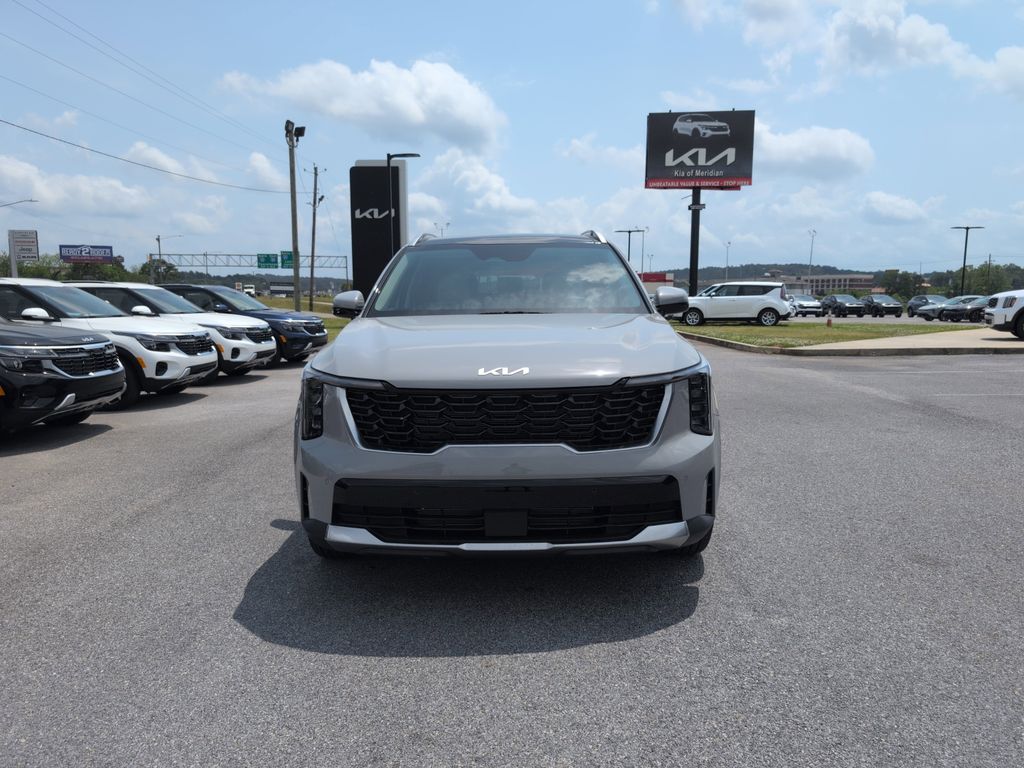 2025 Kia Sorento S photo 2
