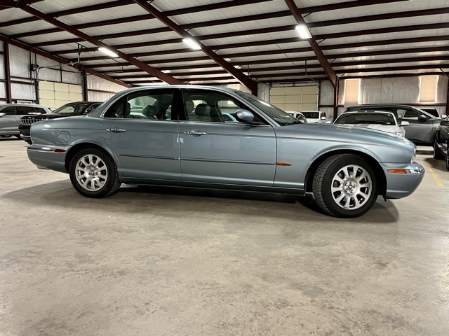 2004 Jaguar XJ 8 Base photo 5