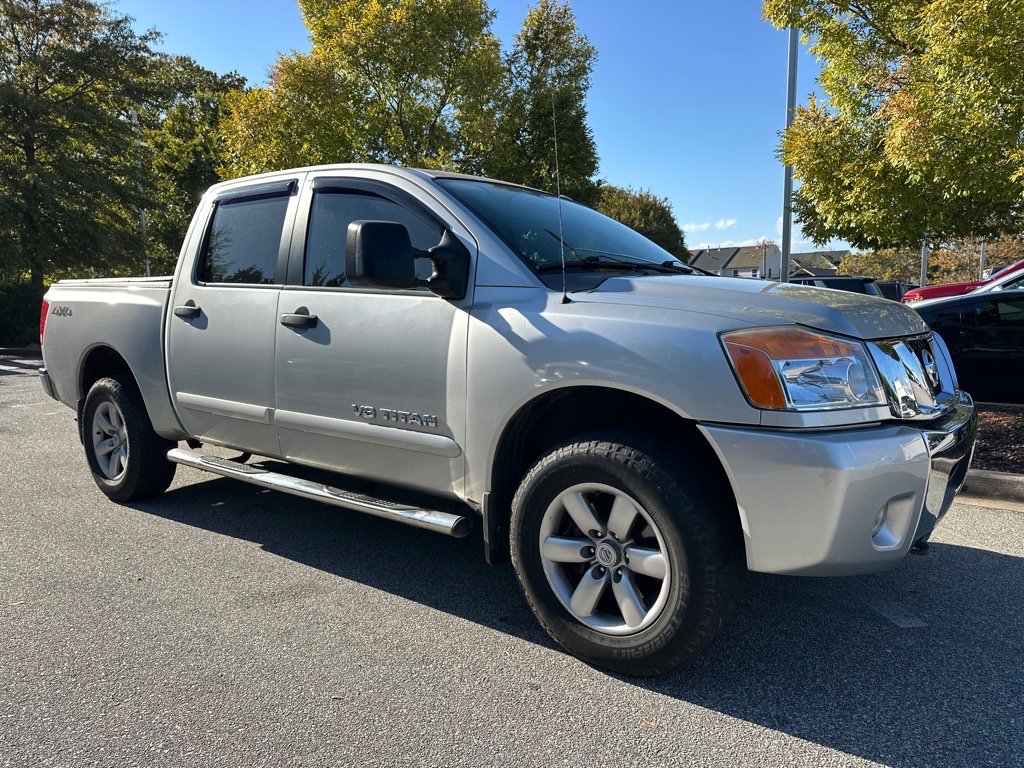 2012 Nissan Titan SV
