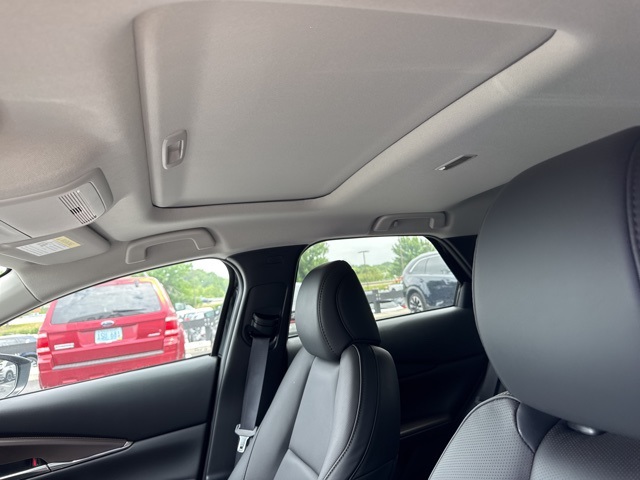 2025 Mazda CX-30 2.5 S Premium photo 8