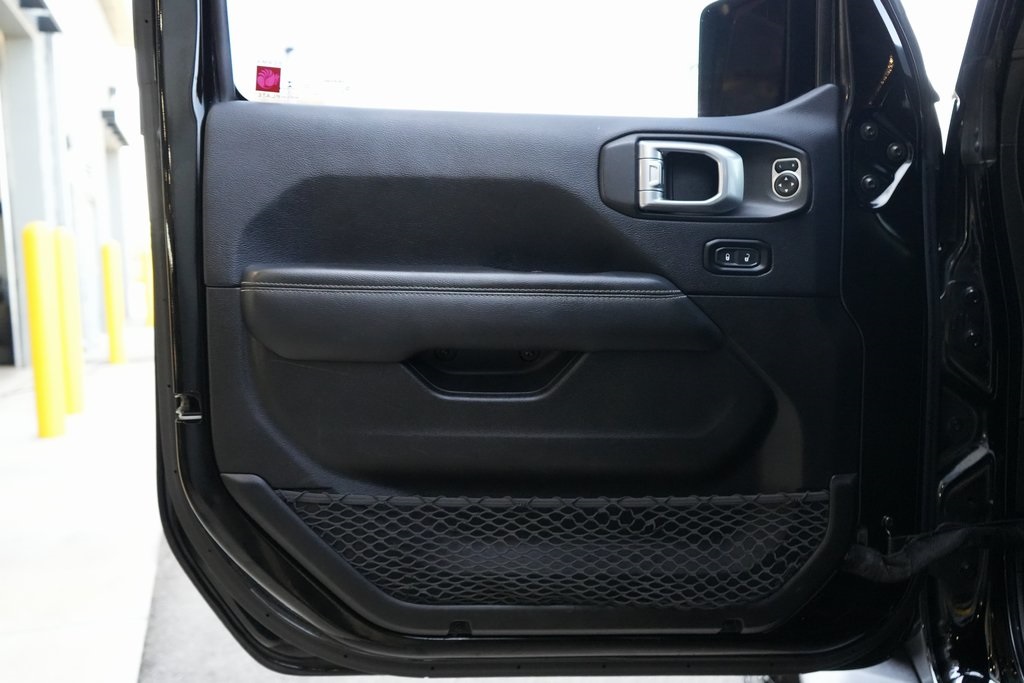 2019 Jeep Wrangler Unlimited Sahara photo 30