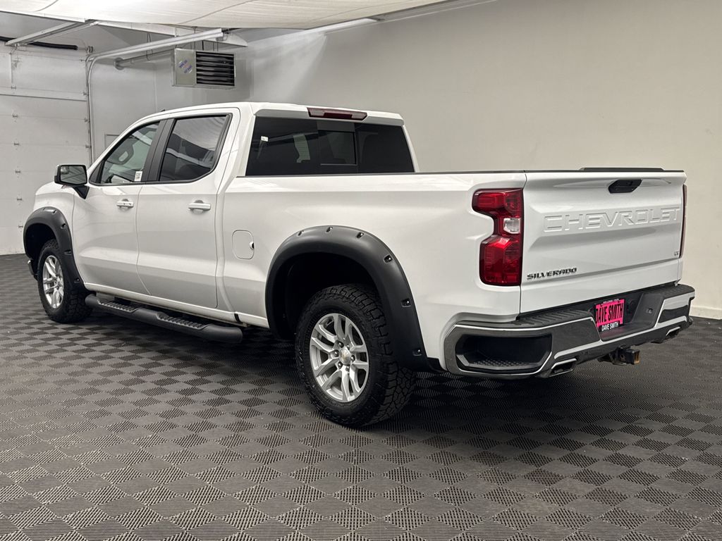 2022 Chevrolet Silverado 1500 photo 3
