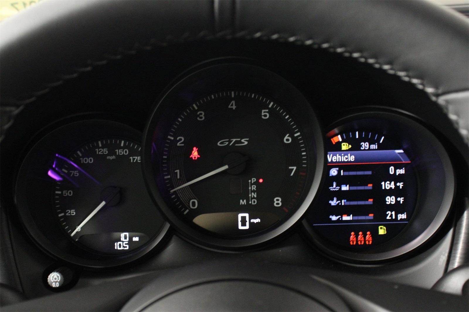 2026 Porsche Macan GTS photo 12