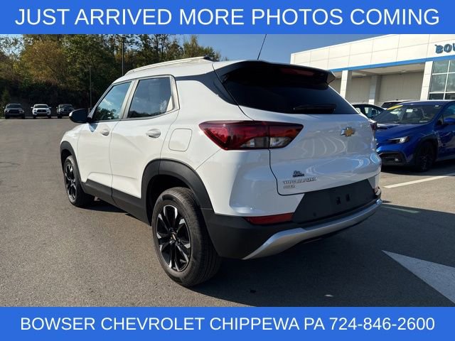 2023 Chevrolet Trailblazer LT photo 3