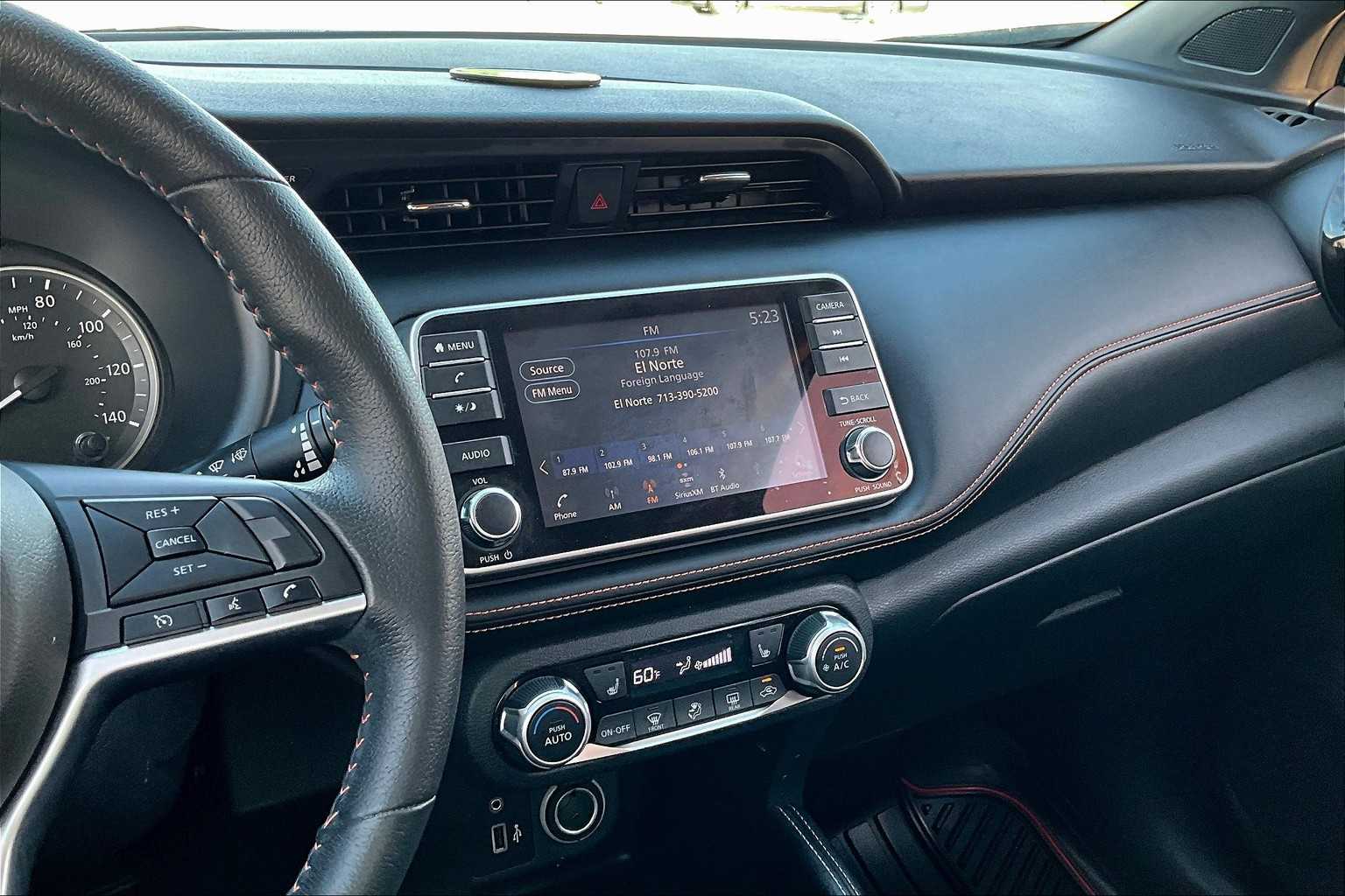 2020 Nissan Kicks SR photo 6