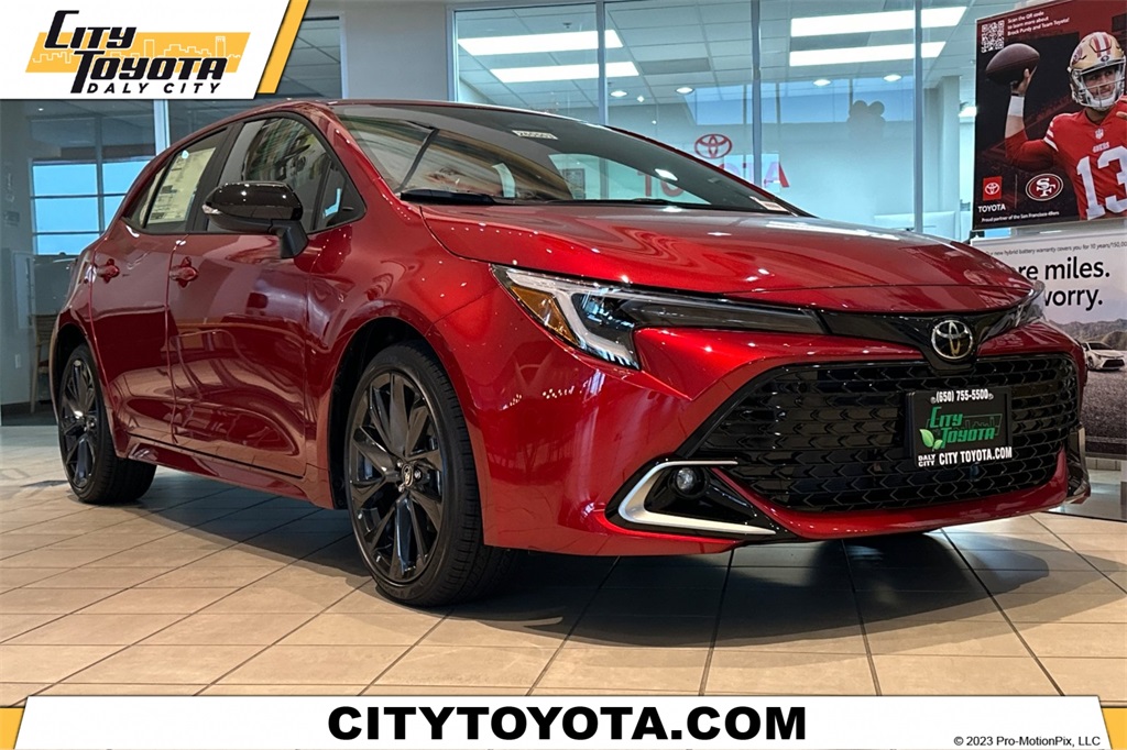 2026 Toyota Corolla Hatchback XSE's photo