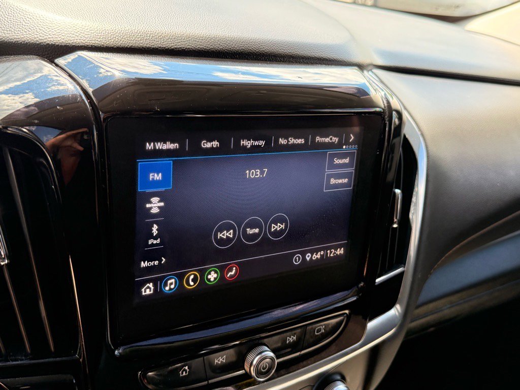 2020 Chevrolet Traverse Cloth 1LT photo 16