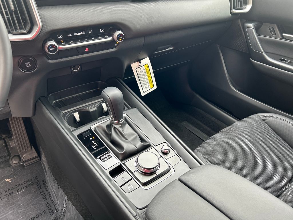 2025 Mazda CX-50 2.5 Select photo 13