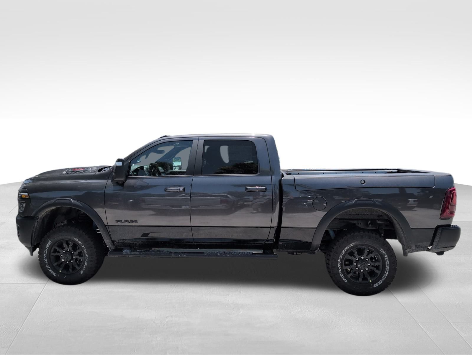 2025 Ram 2500 Power Wagon photo 4