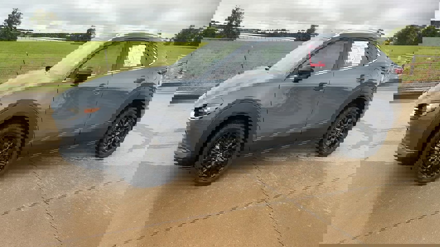 2024 Mazda CX-30 2.5 S Carbon photo 5