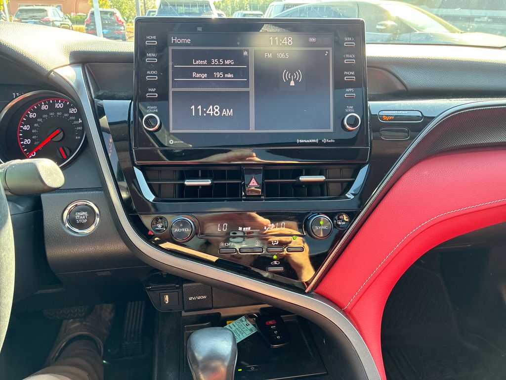 2022 Toyota Camry XSE photo 3