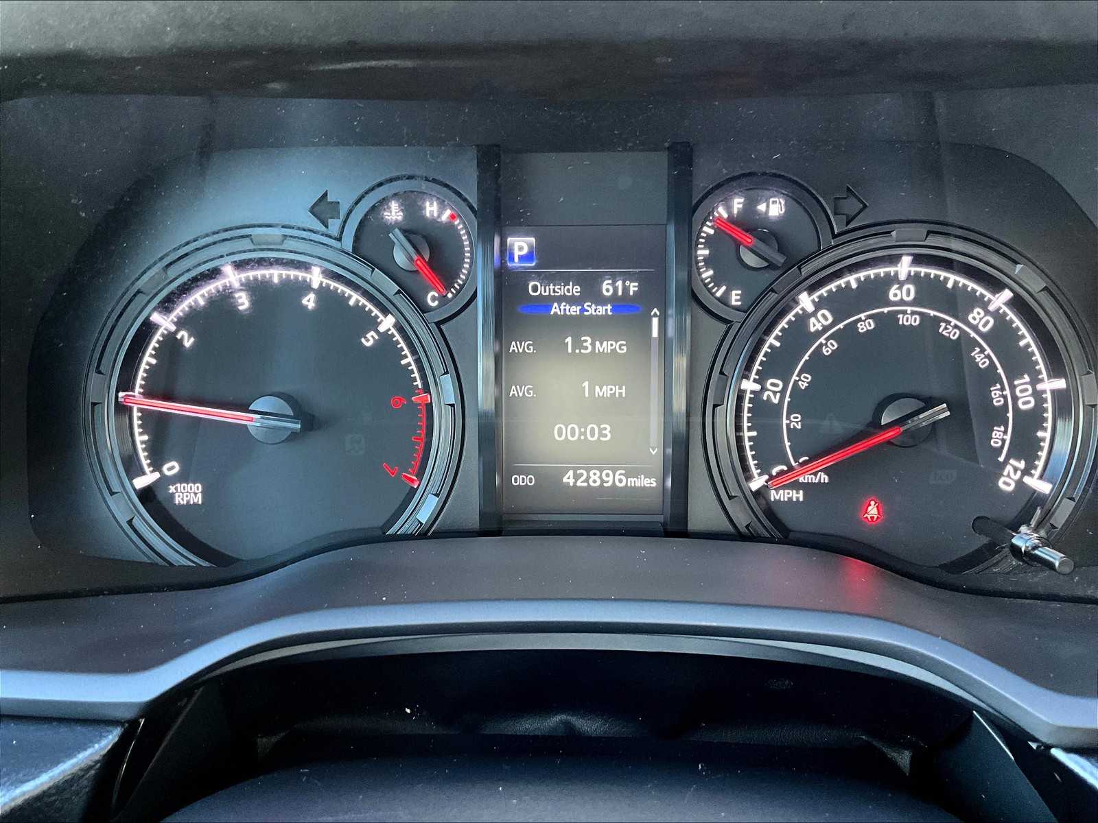 2024 Toyota 4Runner SR5 Premium photo 24