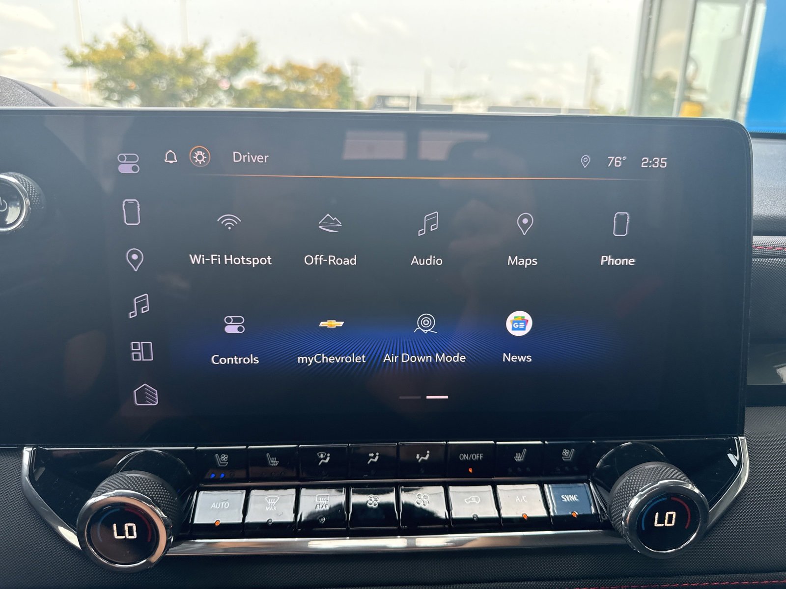 2024 Chevrolet Colorado Z71 photo 15