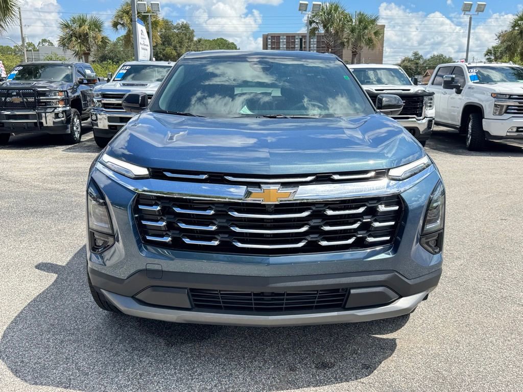 2026 Chevrolet Equinox LT photo 2