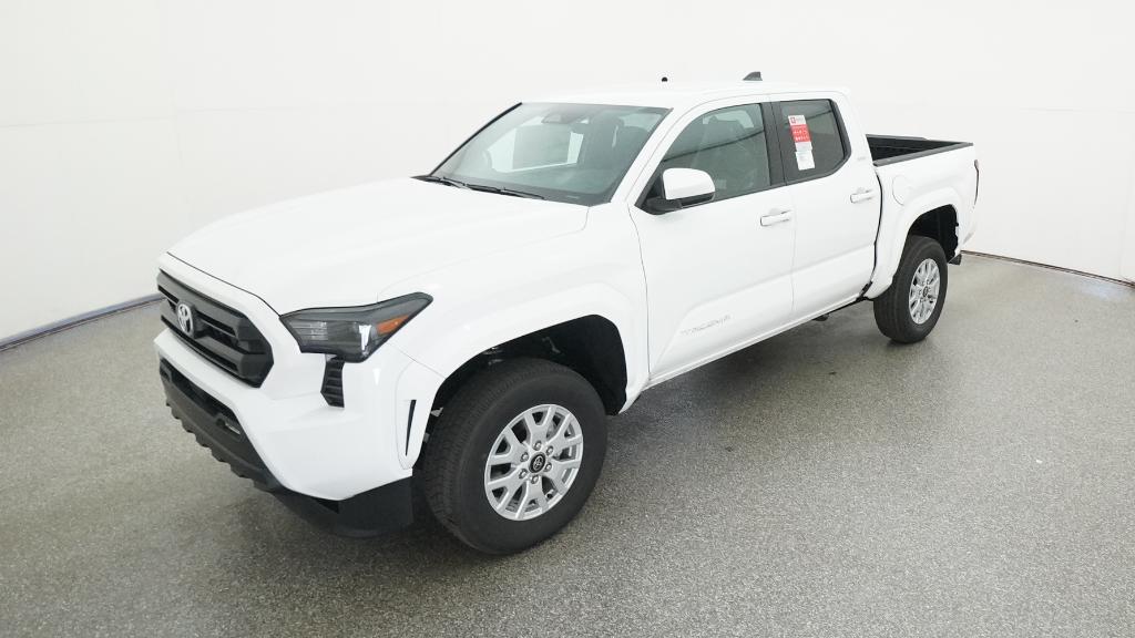 2025 Toyota Tacoma SR5's photo