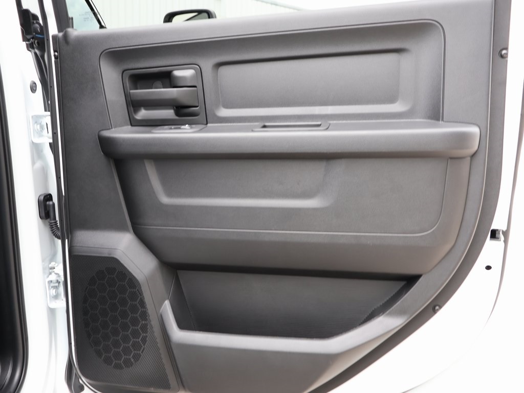2026 Ram 2500 Tradesman photo 11