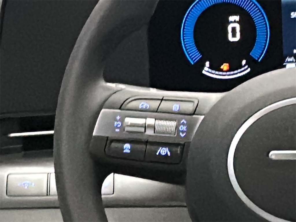 2026 Hyundai Kona SE photo 12