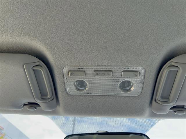 2013 Toyota Yaris L photo 20