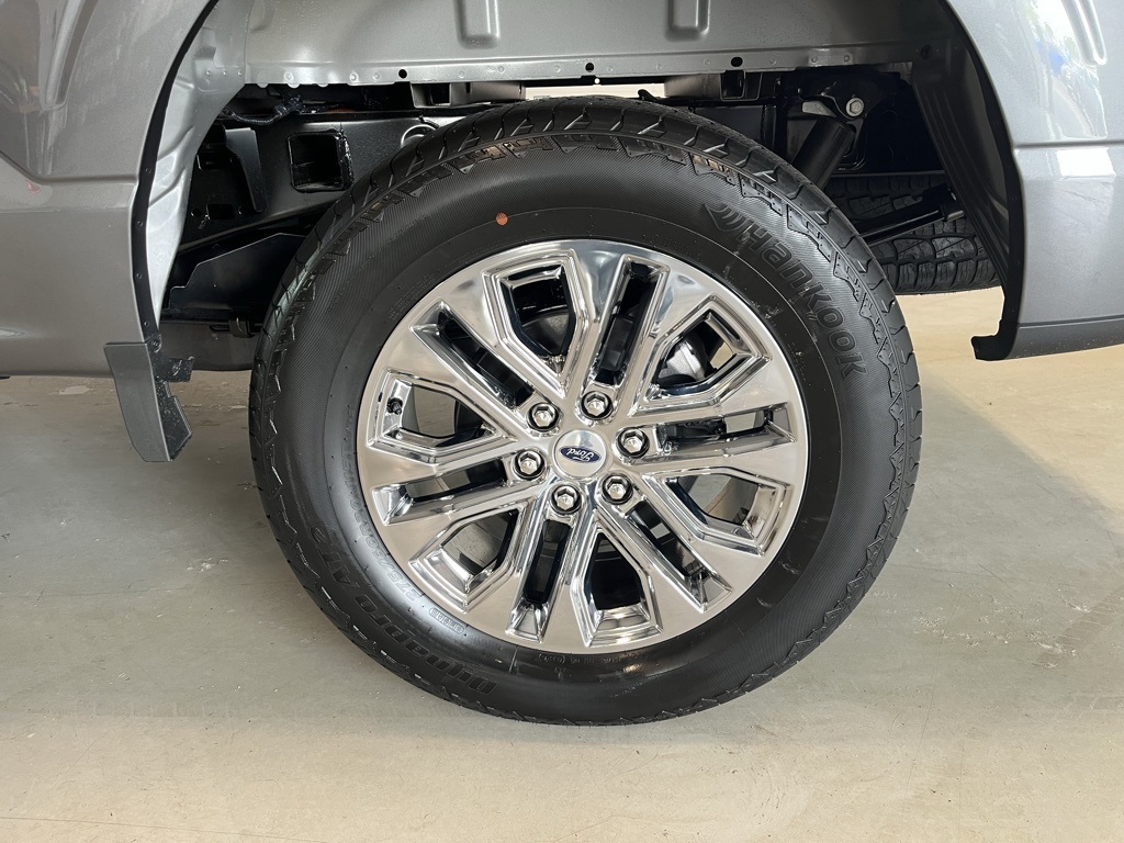 2025 Ford F-150 Lariat photo 11
