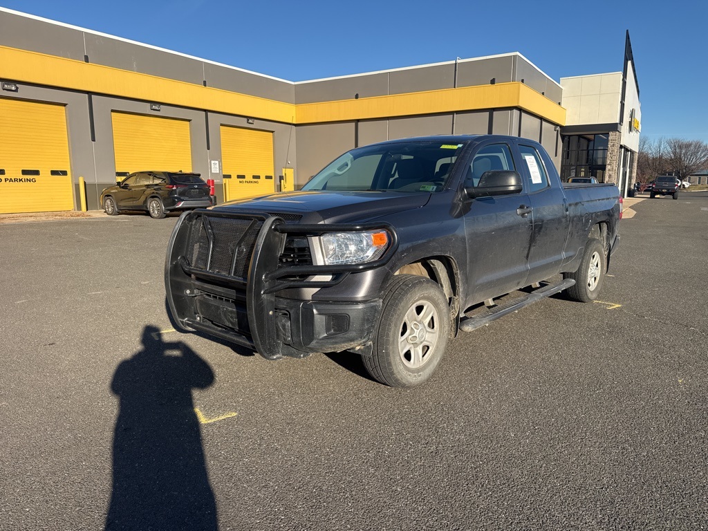 2015 Toyota Tundra SR5 Grade photo 2