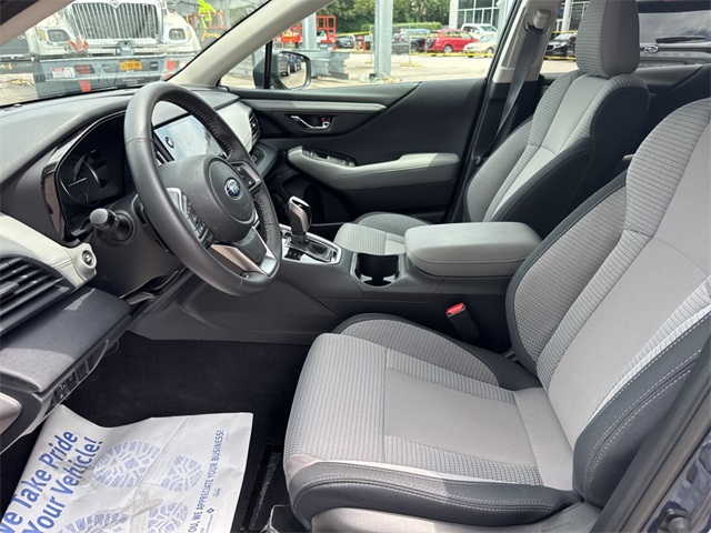 2025 Subaru Outback Premium photo 17