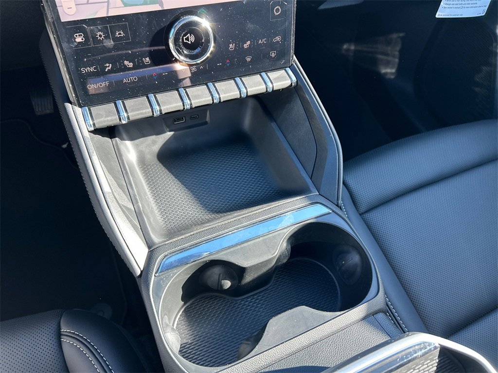 2026 GMC TERRAIN - Image 24