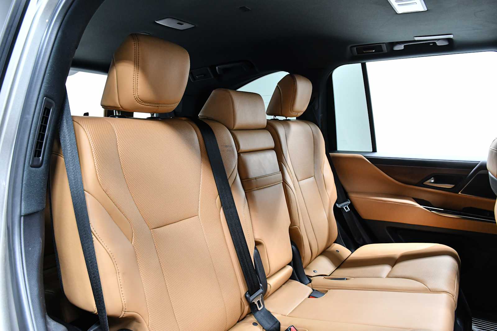 2023 Lexus LX 600 Premium photo 20