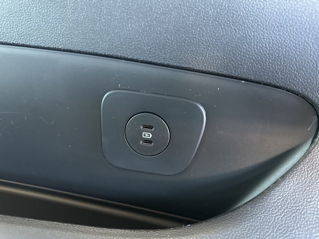 2025 Ford Explorer photo 46