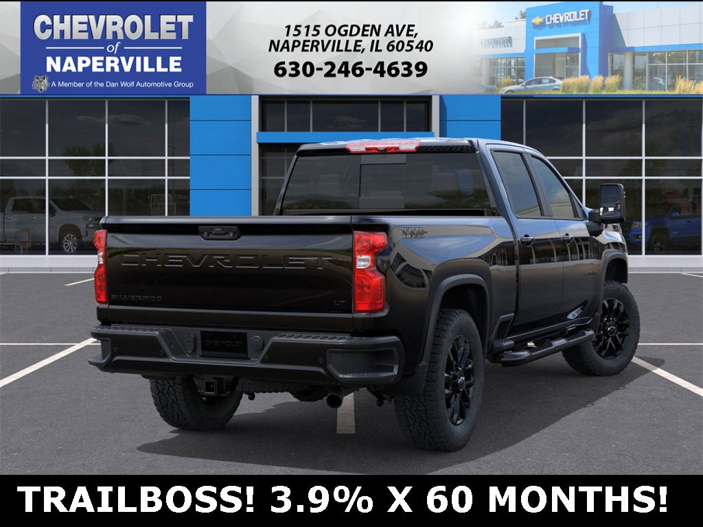 2026 Chevrolet Silverado 2500HD LT photo 4