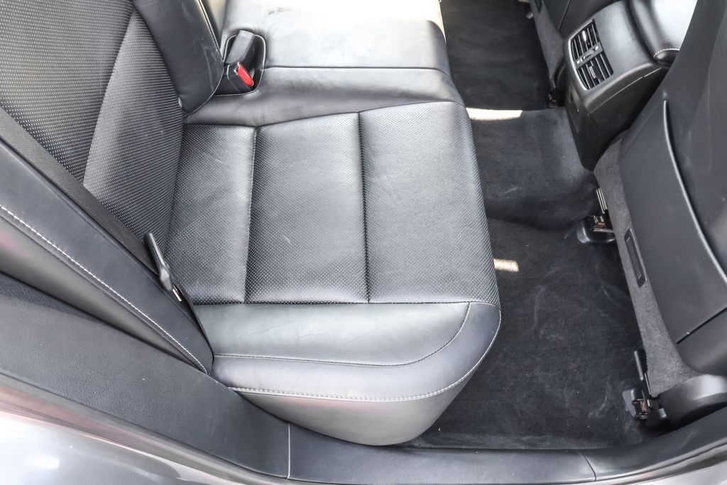 2014 Lexus ES 350 photo 29