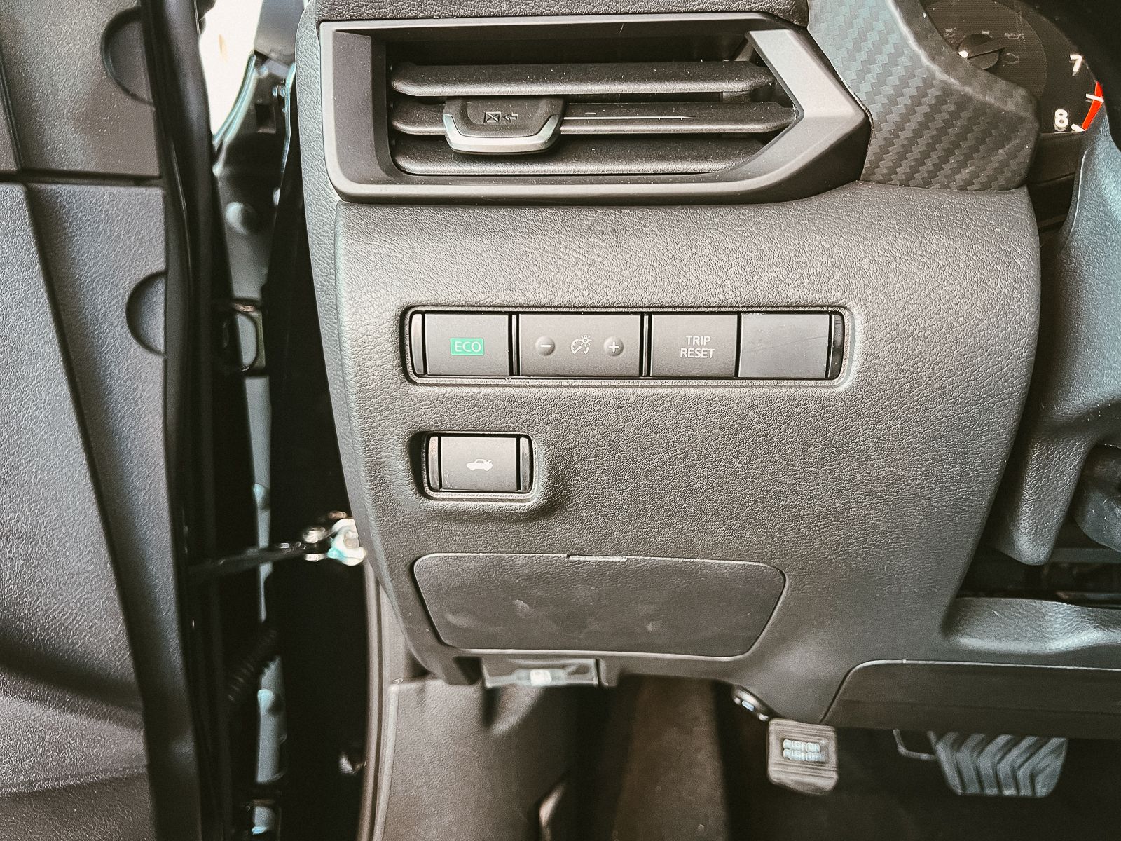 2025 Nissan Sentra S photo 19