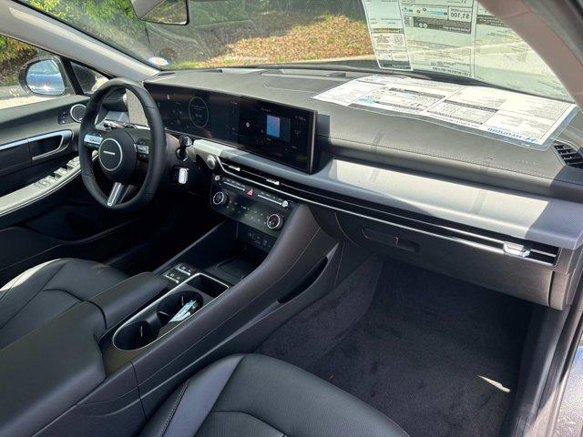 2025 Hyundai Sonata Hybrid Limited photo 16