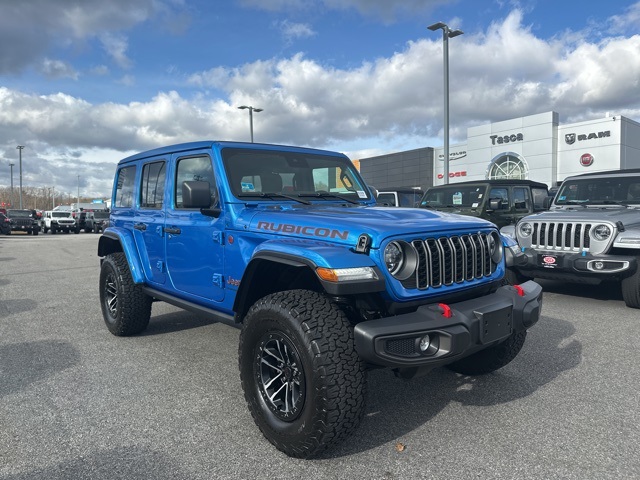 2025 Jeep Wrangler 4-Door Rubicon's photo