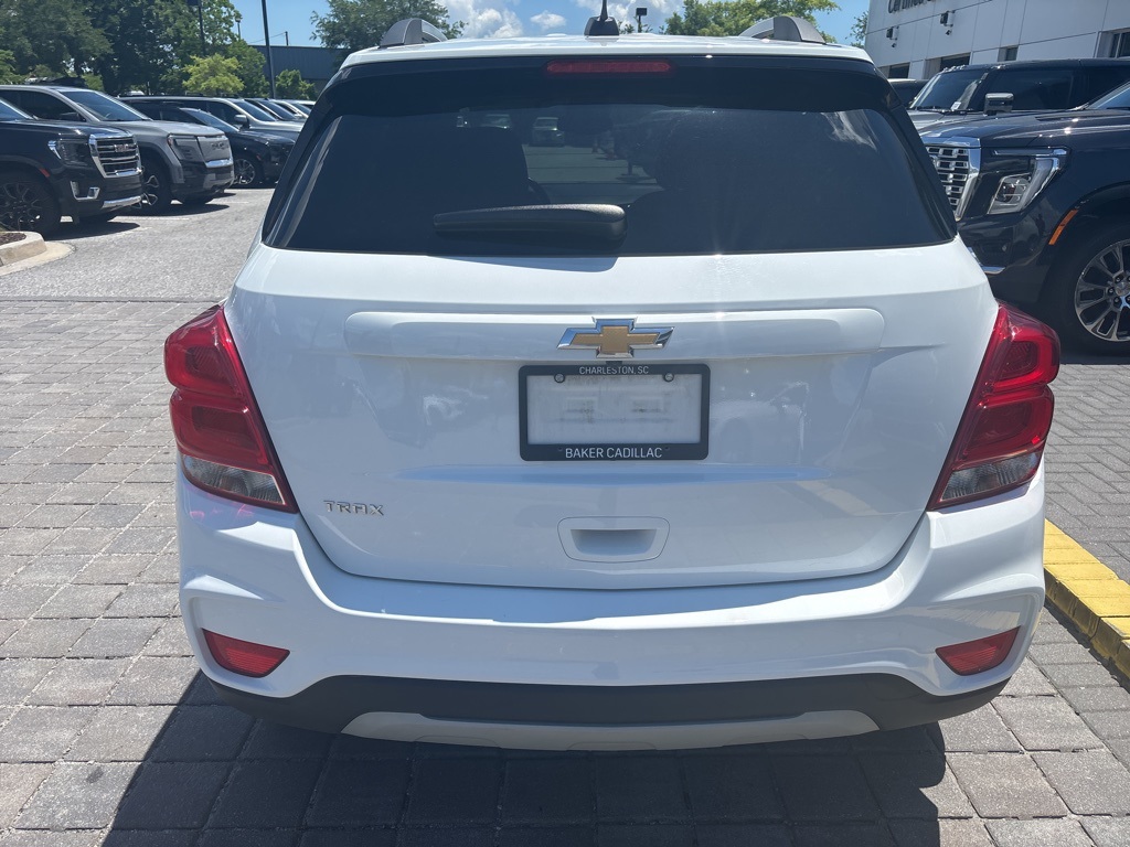 2022 Chevrolet Trax LT photo 3
