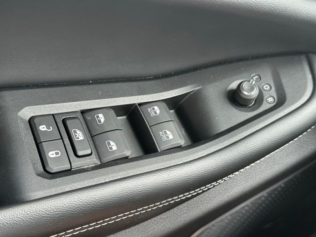 2023 Jeep Cherokee 4xe photo 14