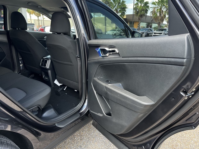 2026 Kia Sportage LX photo 18