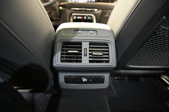 2025 Audi Q5 2.0T Premium Plus photo 21